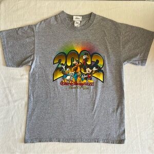 VTG 2002 Walt Disney World Ears To You Shirt Mickey Goofy Pluto Donald Duck